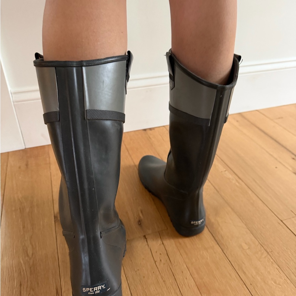 Sperry Two-Tone Tall Rain Boots in Black and Gray - Picture 4 of 5